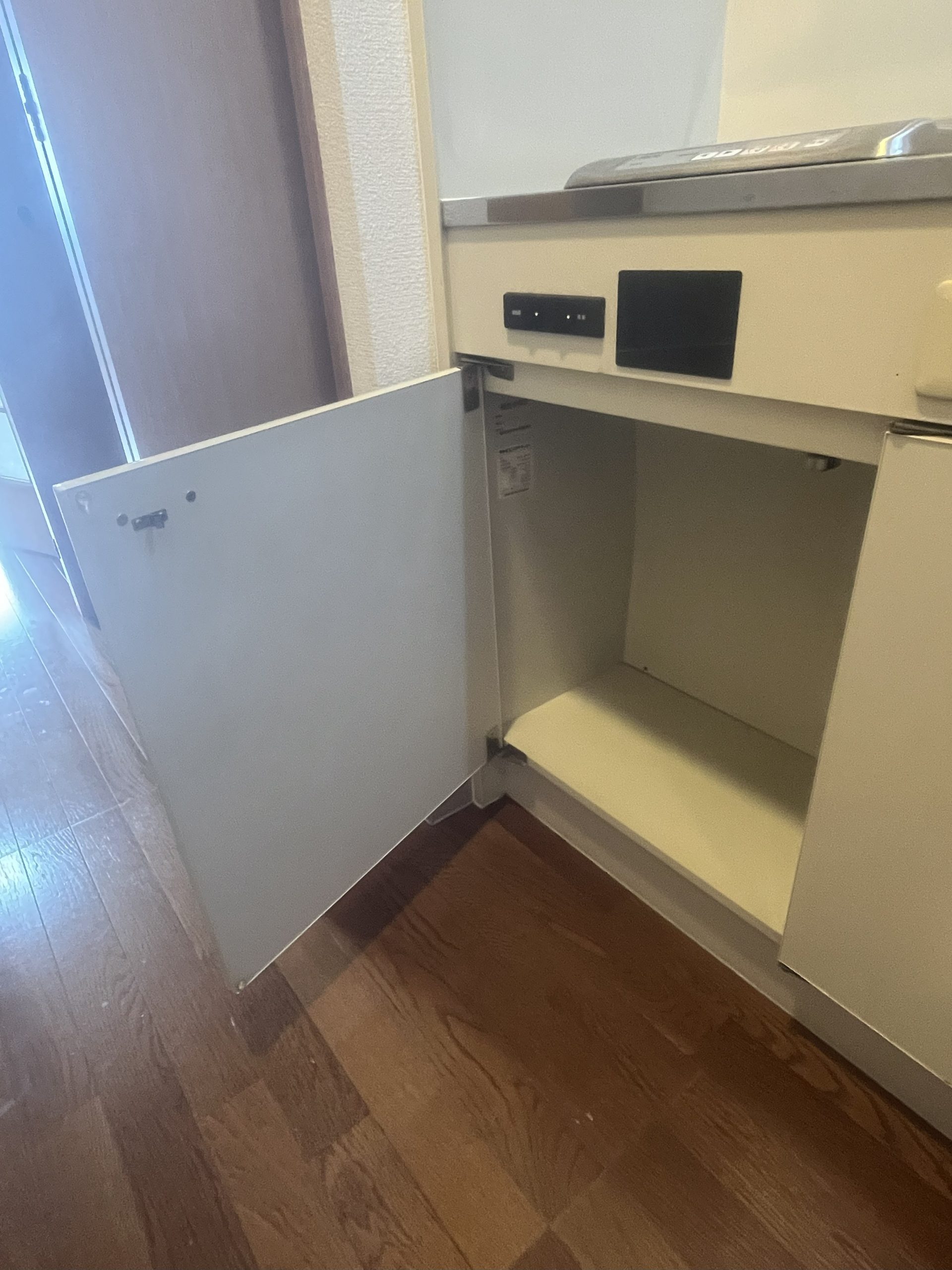 メランザーナISEKI キッチン下部収納②