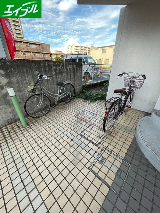 タートシェルかとう 駐車場