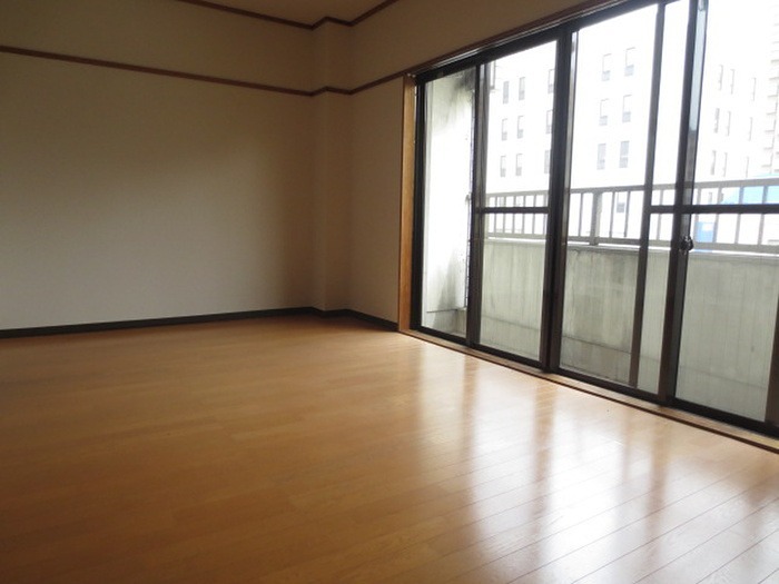 ふじもビル リビング