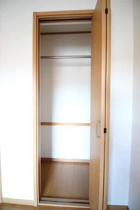 マ　メゾン志賀 収納