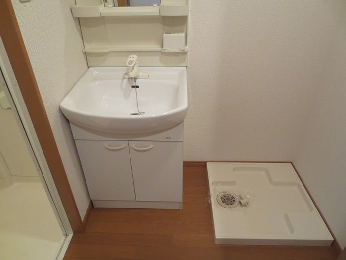マ　メゾン志賀 洗面所