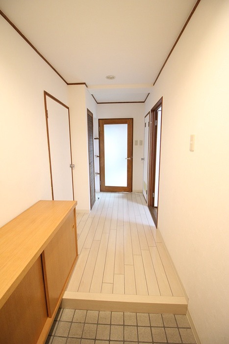 タートルハイツ 玄関