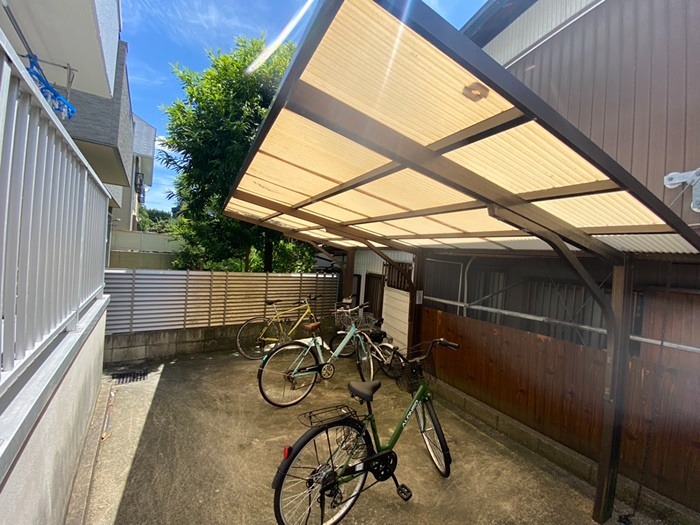 パレスハルミ 駐車場