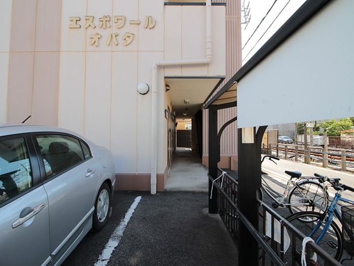 エスポワールオバタ エントランス