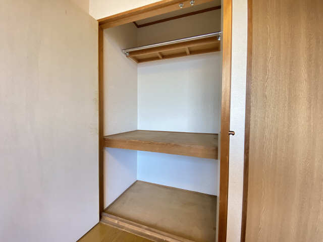 パラシオ　アスール 収納