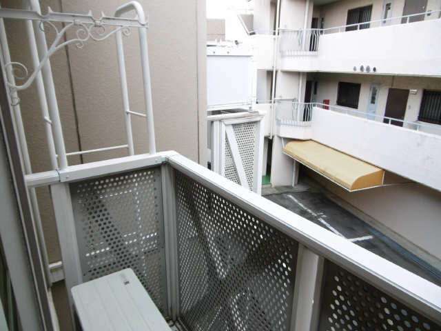 プチメゾン川原 ベランダ