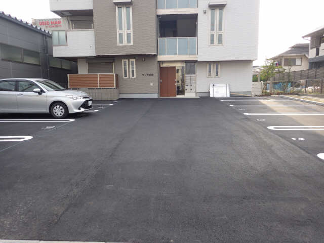 ベレオ白山 駐車場