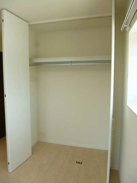 Ａｉｌｅｓ　ｄｅ　ｓｏｉｅ 収納