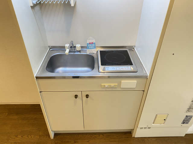 クリスタルコート川名 キッチン