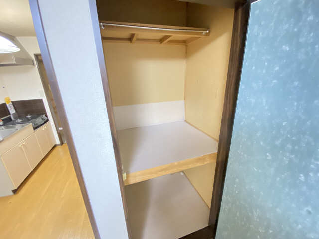 ファミール清住 収納