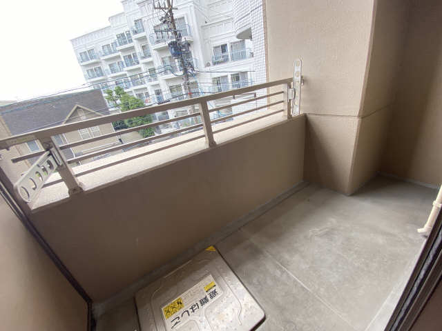 クレスト本山 ベランダ