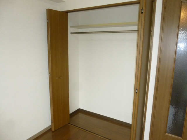 クレストＭＫ荒畑 収納