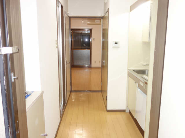 パークテラス鶴舞 玄関