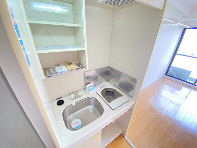 ラフィネ広路 キッチン