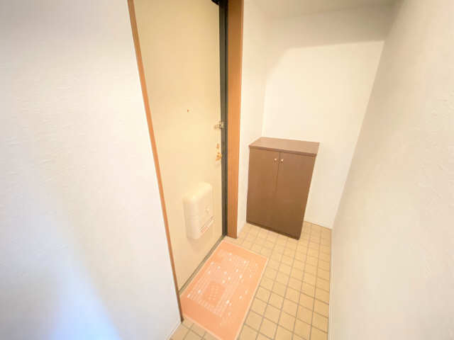 クレストＭＫ荒畑 玄関
