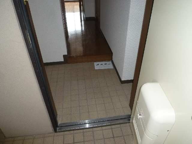 クレストＭＫ荒畑 玄関