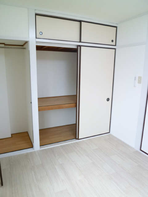 グレン清友Ⅱ 収納