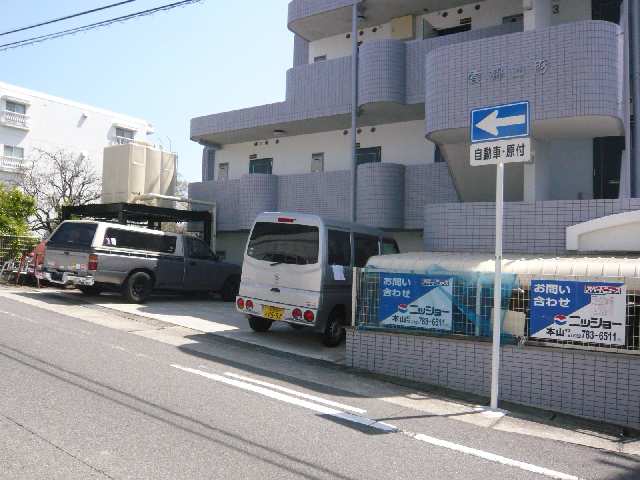 雲錦山房 駐車場