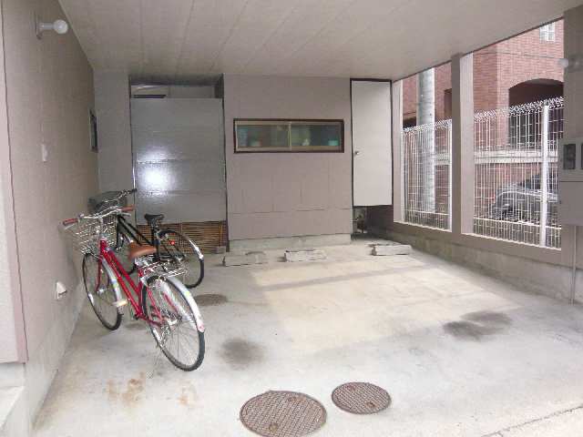 小川荘 駐車場