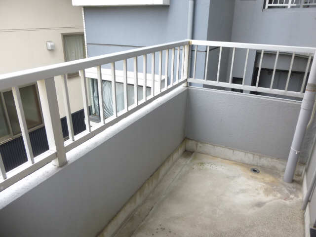 ラフィネ広路 ベランダ
