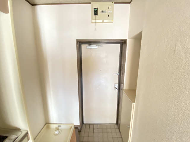 パークテラス鶴舞 玄関