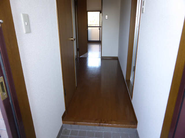 サンシャイン鶴舞 玄関