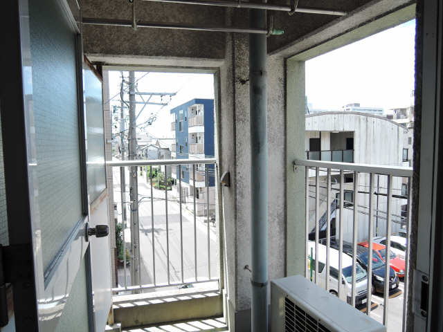 山一吹上ビル ベランダ