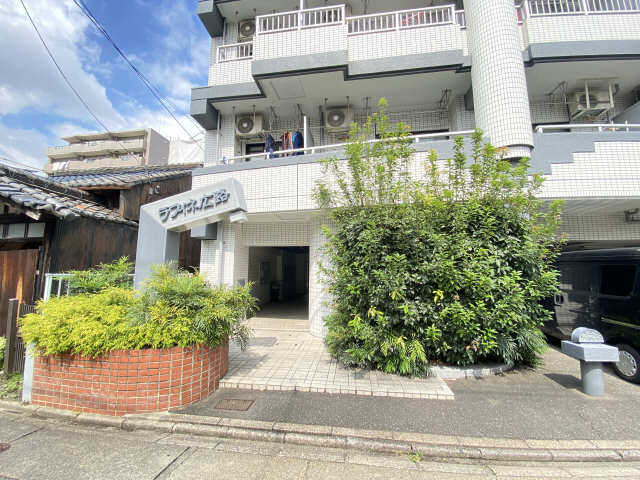 ラフィネ広路 エントランス