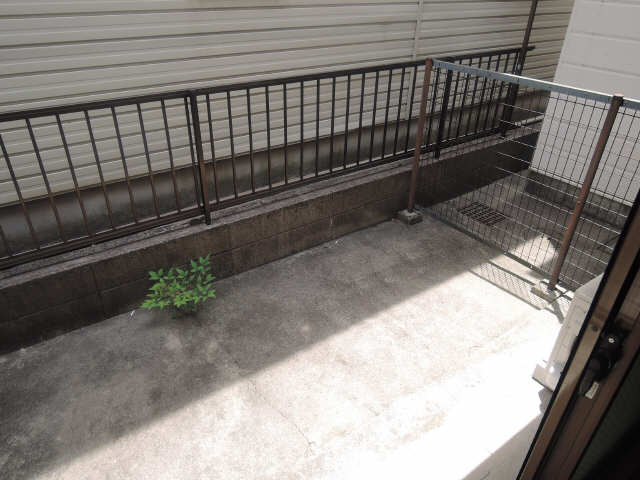 幸川ハイネス 庭