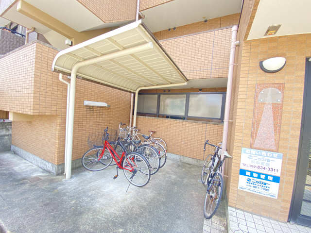 クリスタルコート川名 その他共有部分