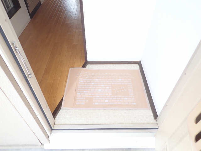 フォーブル早川Ｂ棟 玄関