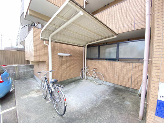クリスタルコート川名 その他共有部分