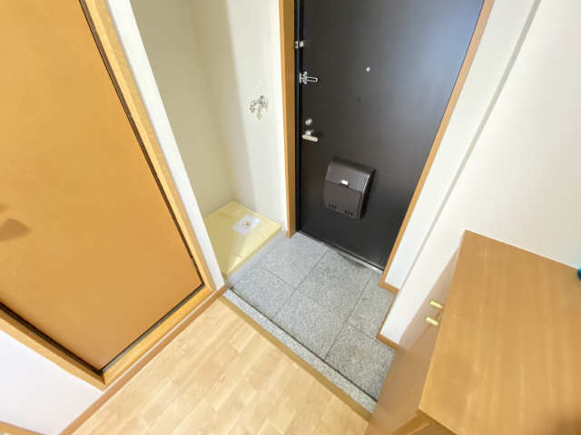 スターブル・５１７ 玄関