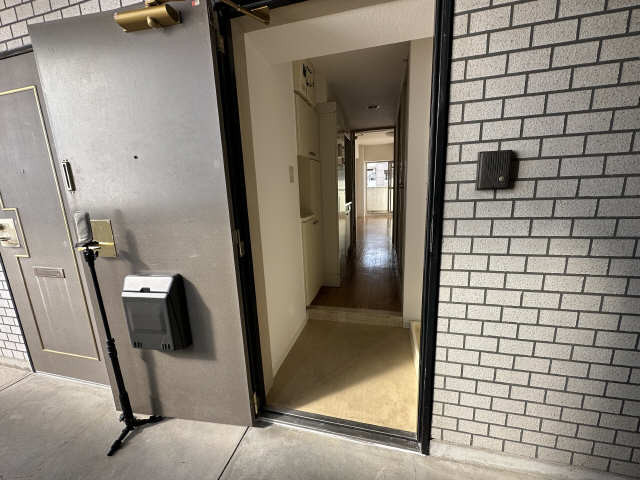 サンパーク今池Ⅱ 玄関
