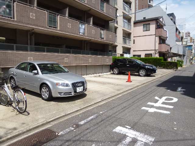 アムール今池 駐車場