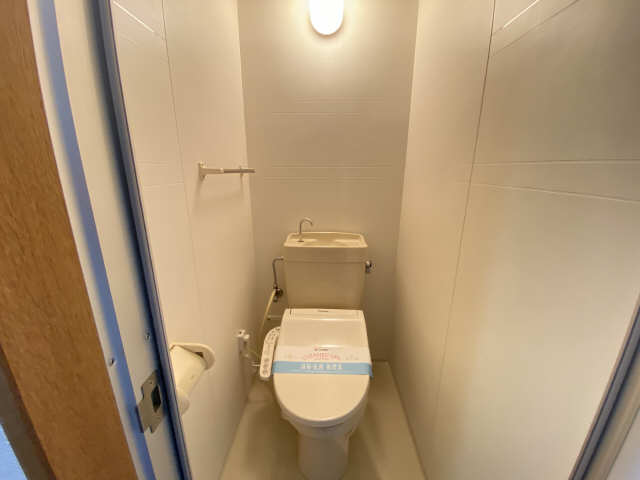 アヴェニューコート栗真 トイレ
