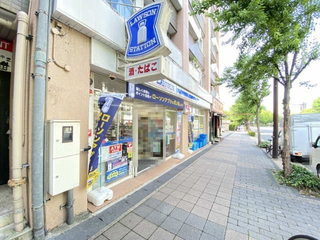 ユース山手館 【コンビニエンスストア】ローソン山手通一丁目店まで597ｍ