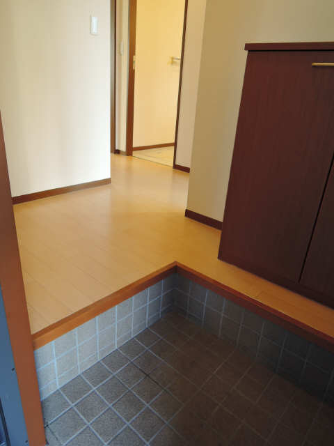 プリマベラ茶屋が坂 玄関