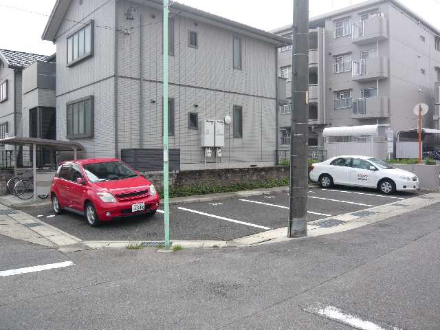 プリマベラ茶屋が坂 駐車場