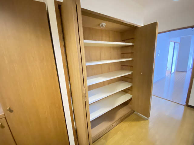 エンゼル本山 収納
