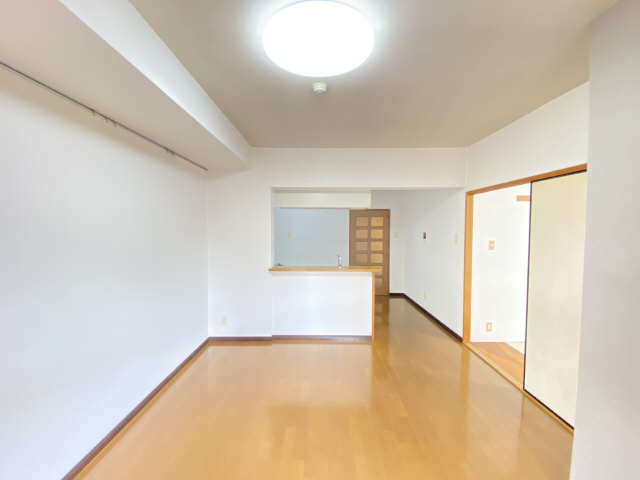 エンゼル本山 リビング
