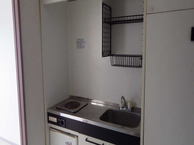  SUNUPROYALGARDEN広小路 キッチン