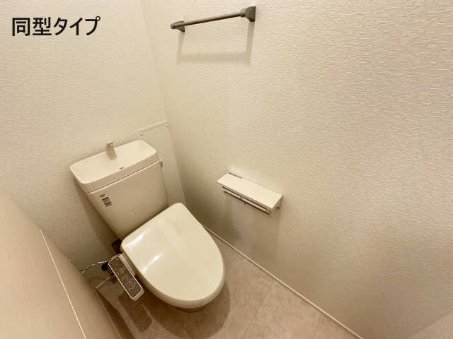 メゾン・カレバス トイレ