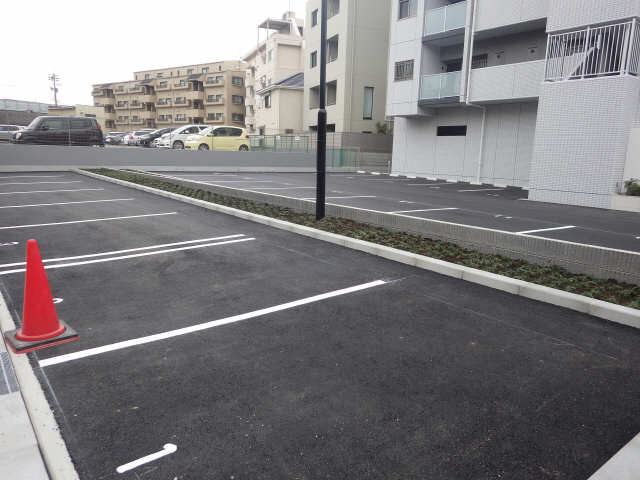 ＬＡ　ＣＡＮＧ 駐車場
