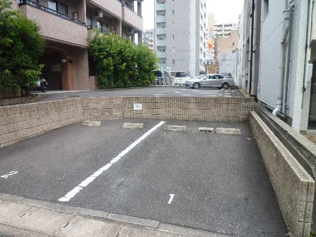 藤が丘２１ 駐車場