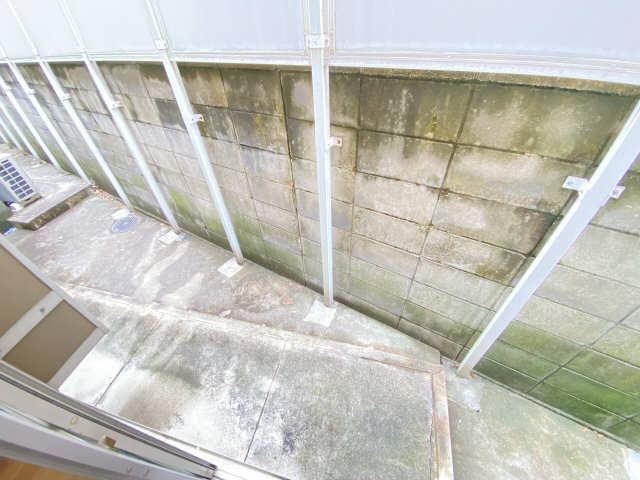 プチメゾン川原 ベランダ