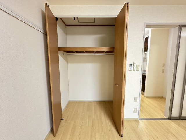メゾンリベールＢ 収納