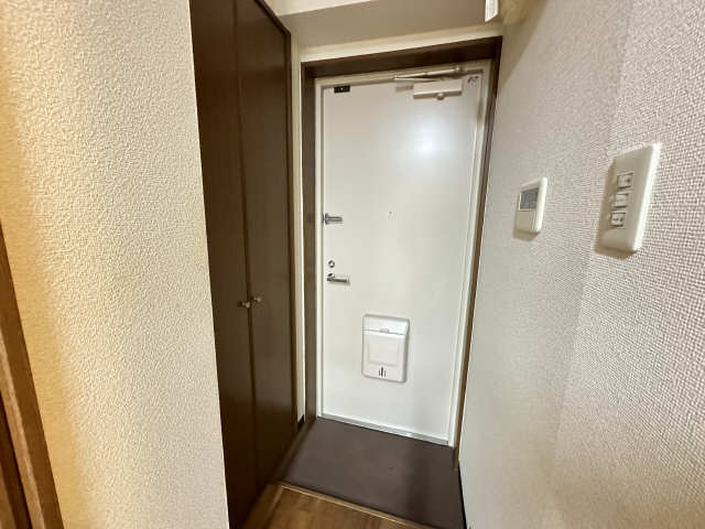 Ｅｎａｍユーアイ 玄関