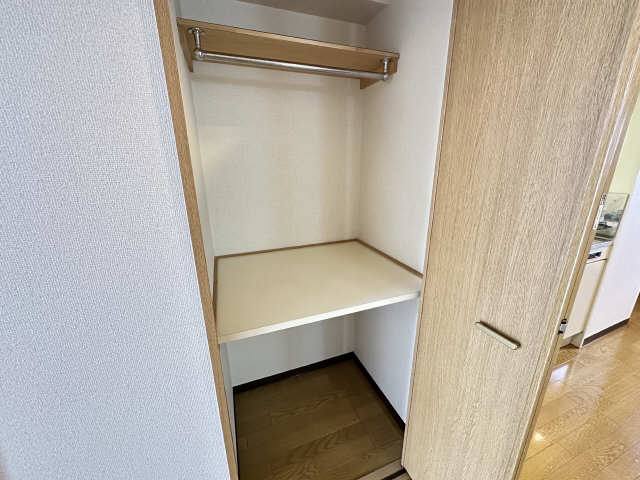 アヴェニューコート栗真Ｂ棟 収納