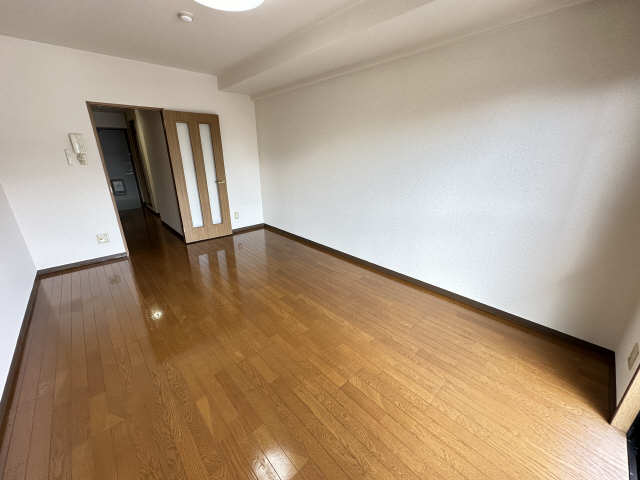 アヴェニューコート栗真 その他